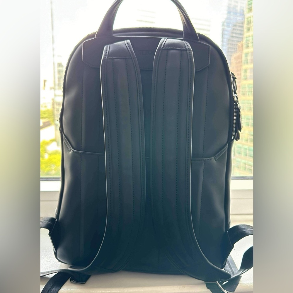 Tumi Cfx Ashton Marlow Backpack | Luxury | Rare Bag - Picture 3 of 11